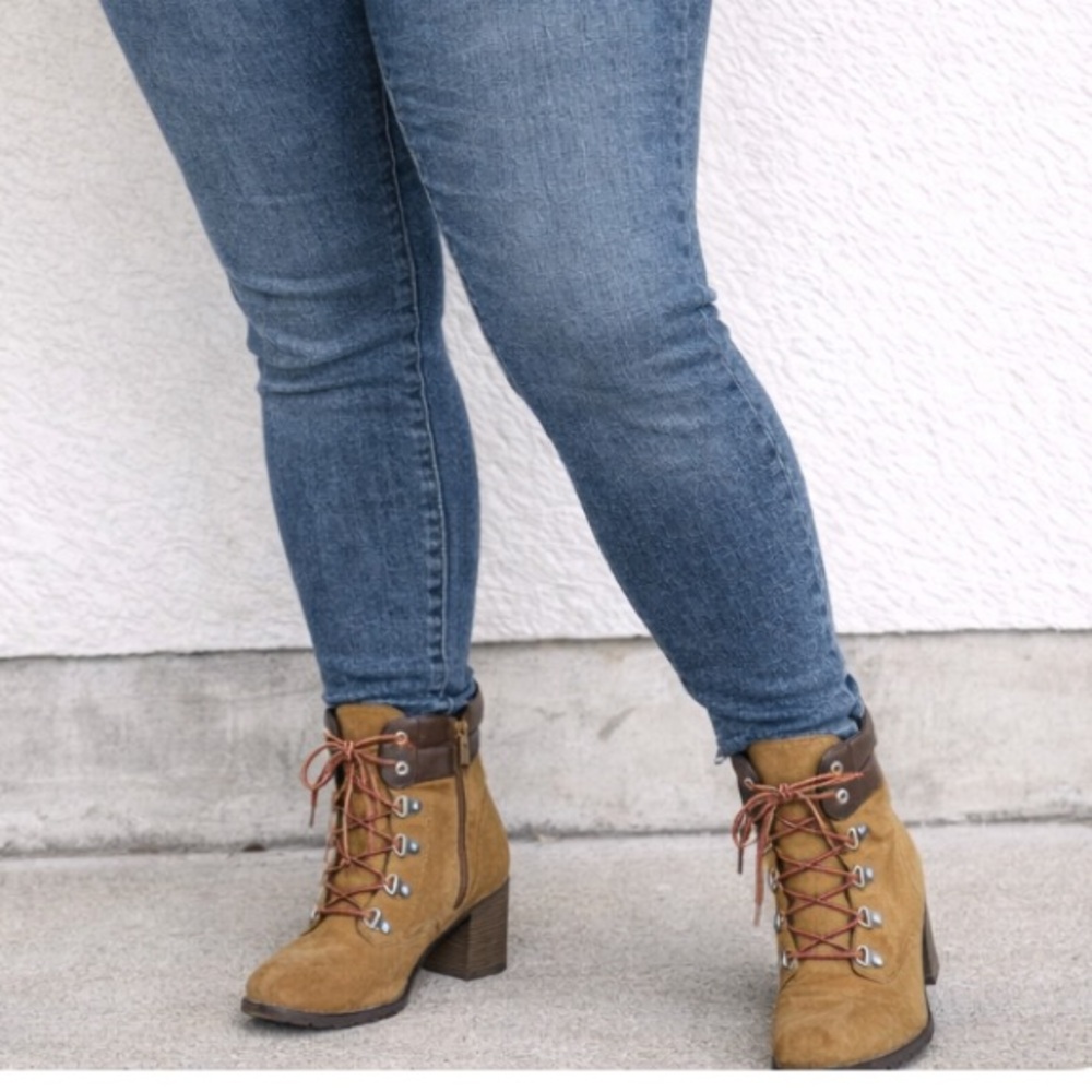 Candies Booties